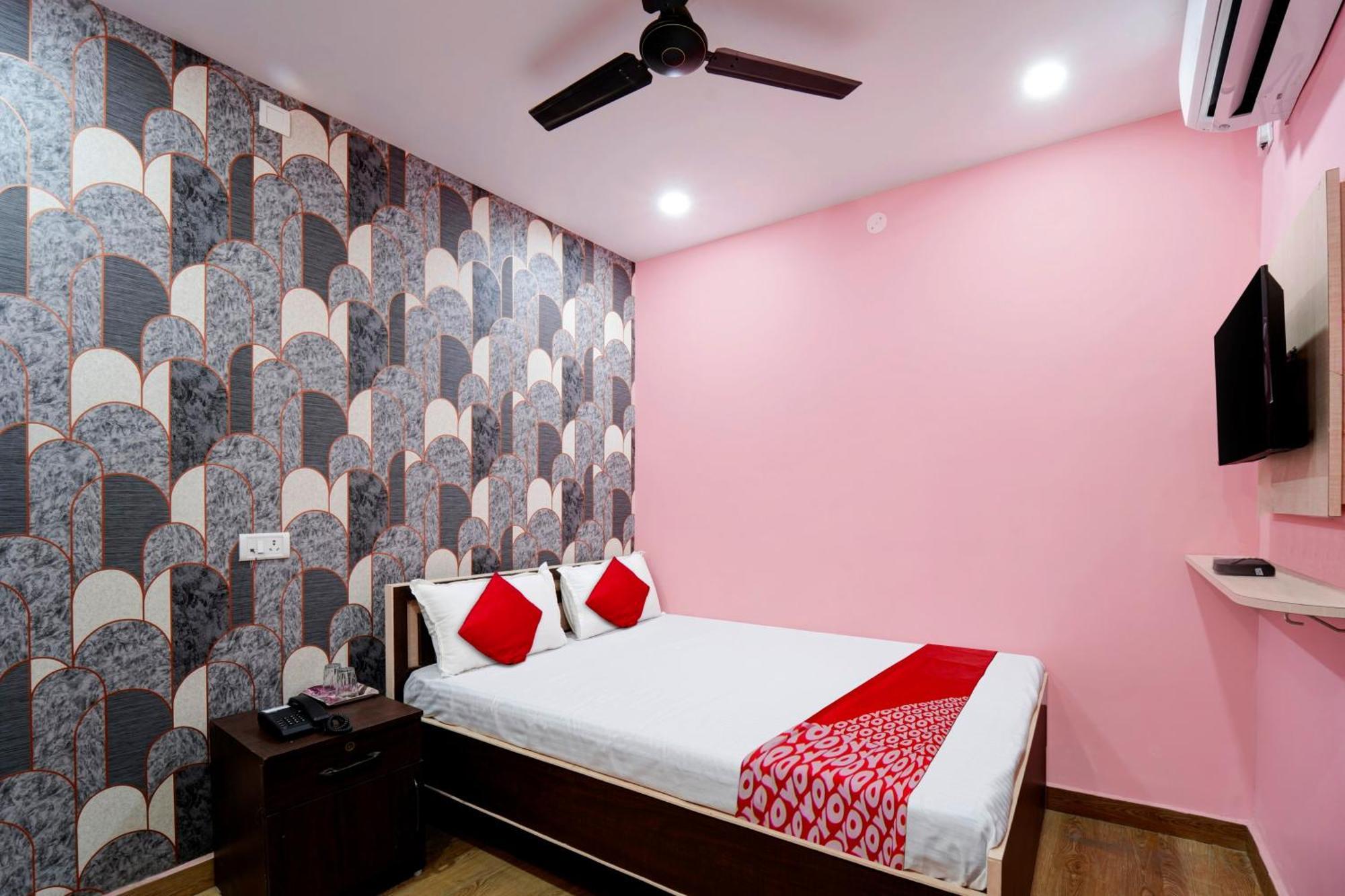 Hotel O Jai Jagannath Inn Danapur Bagian luar foto